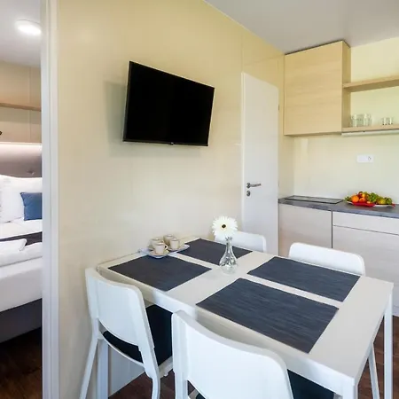 Tisza-tó Apartmanpark Apartmanhotel 4*
