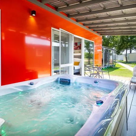 Tisza-tó Apartmanpark Apartmanhotel 4*