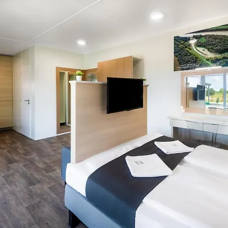 Aparthotel Tisza-to Apartmanpark *