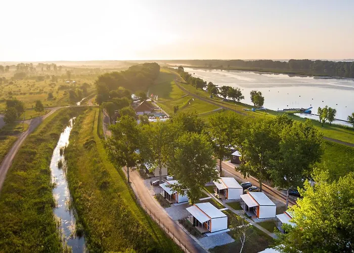아파트호텔 Tisza-to Apartmanpark Kisköre