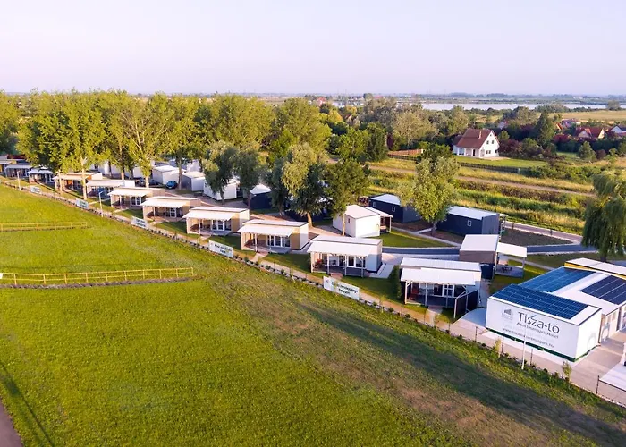 Tisza-to Apartmanpark 4*