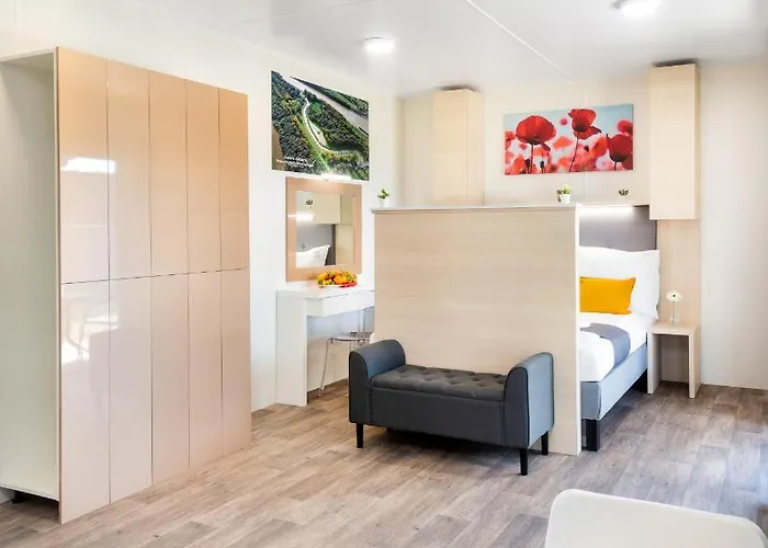 Tisza-to Apartmanpark 4*